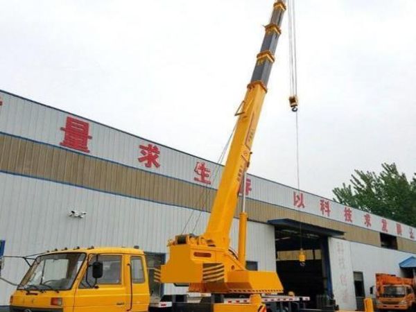 顺义区吊车租赁_大件搬运时怎样选择吊车租赁公司?